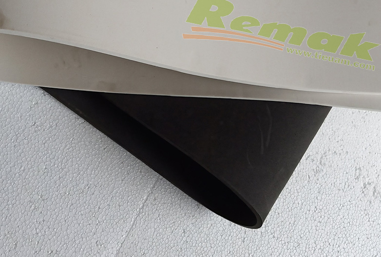 Soundproofing and anti-vibration memory rubber 1